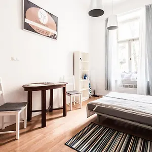 In The Center Of Apartamento Varsovia